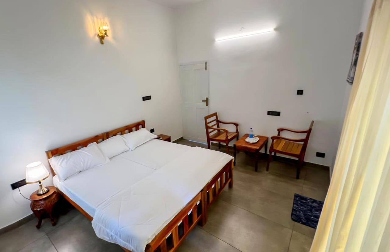 Elzas Fort Inn Kochi Екстер'єр фото