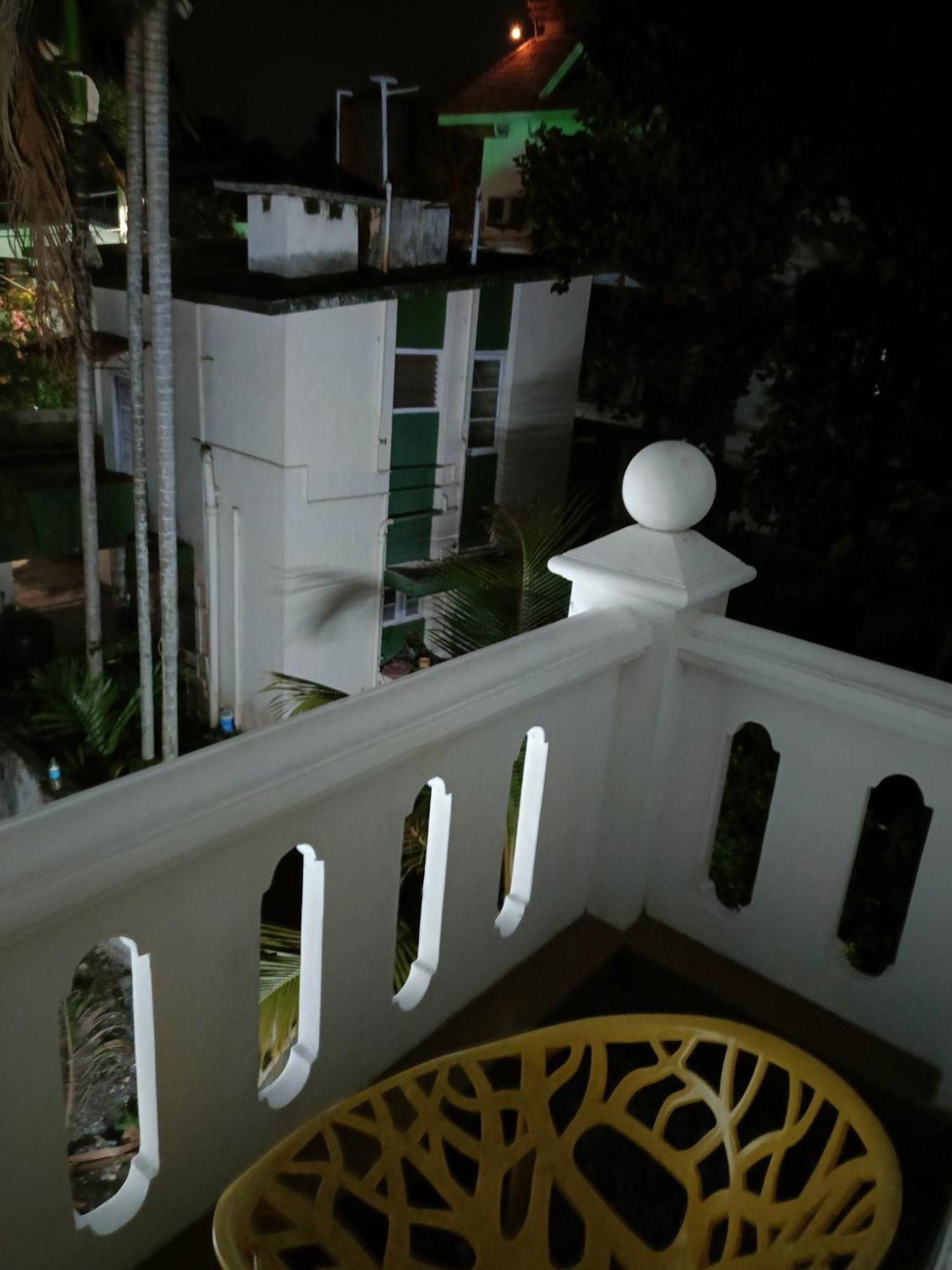 Elzas Fort Inn Kochi Екстер'єр фото
