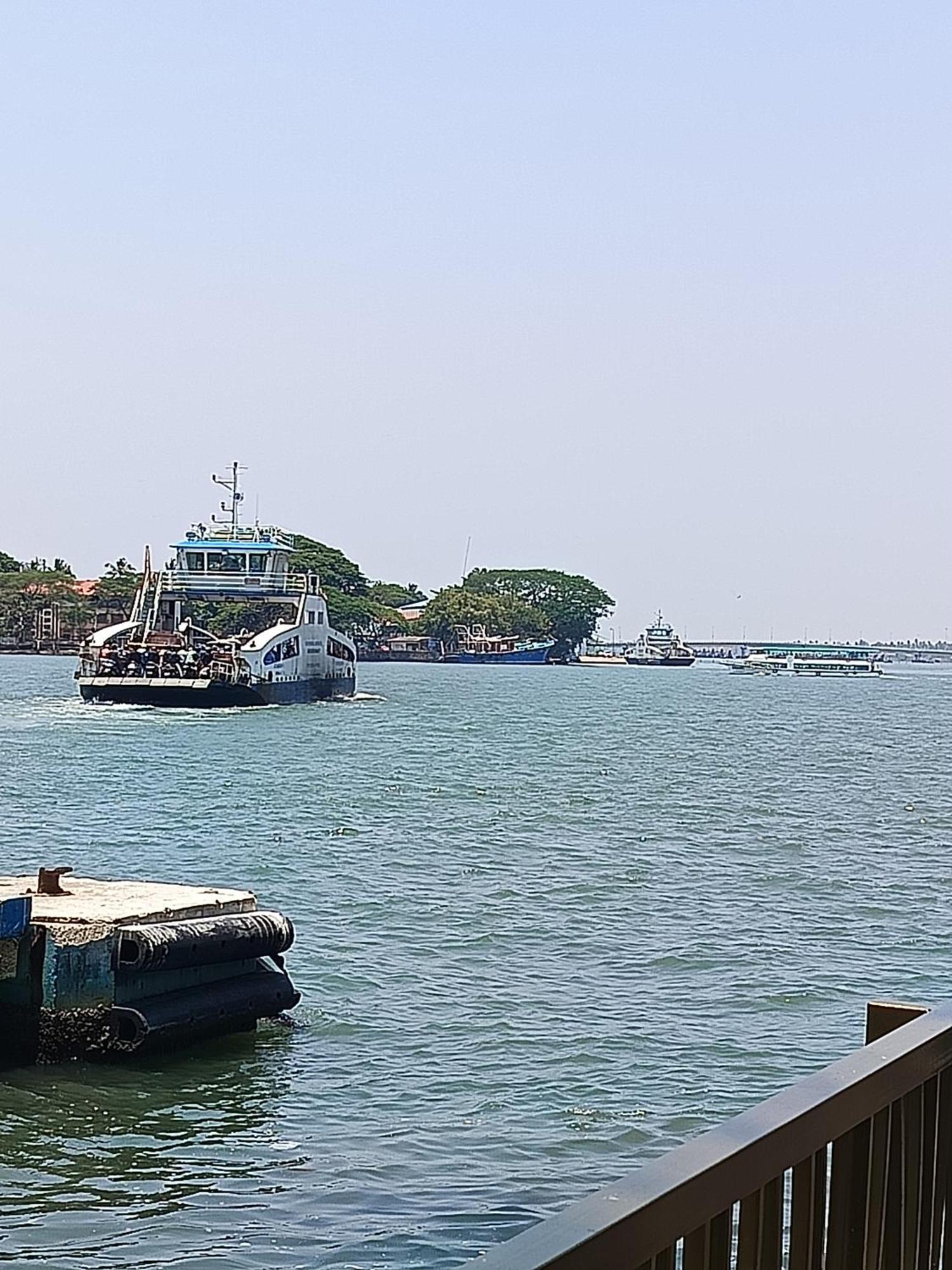 Elzas Fort Inn Kochi Екстер'єр фото